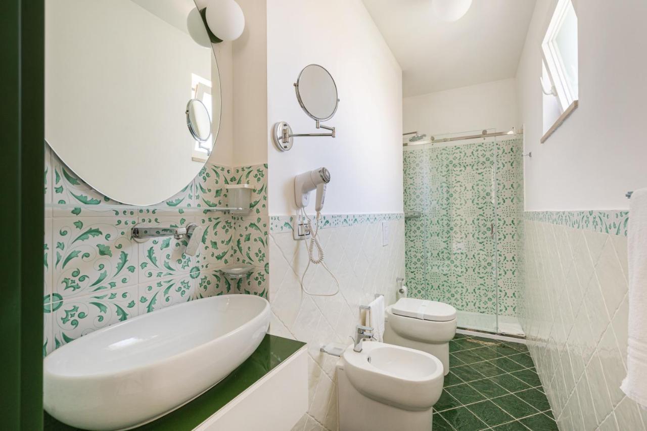 폴리나노 아마레 Don Leonardo - Pool And Wellness B&B 외부 사진